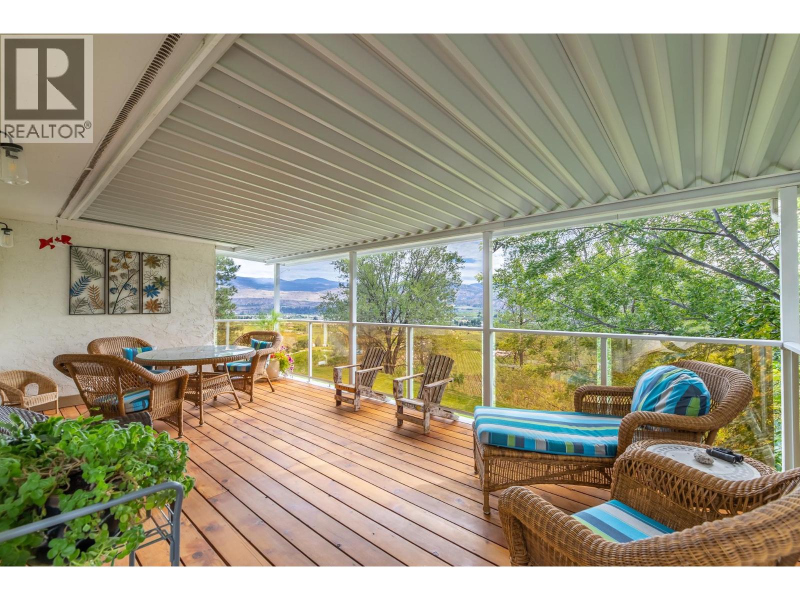 101 Knippelberg Road