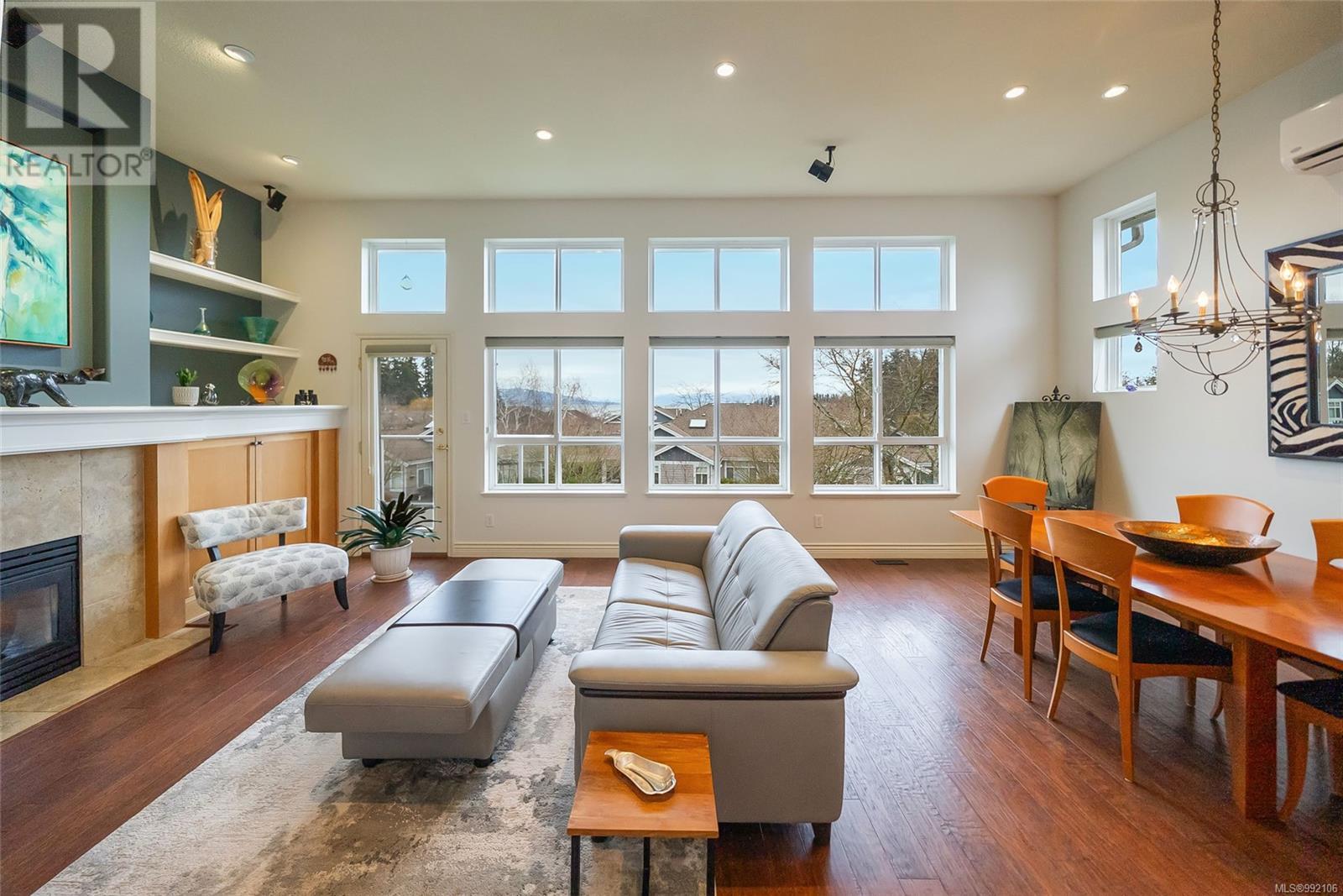 1321 Gabriola Dr