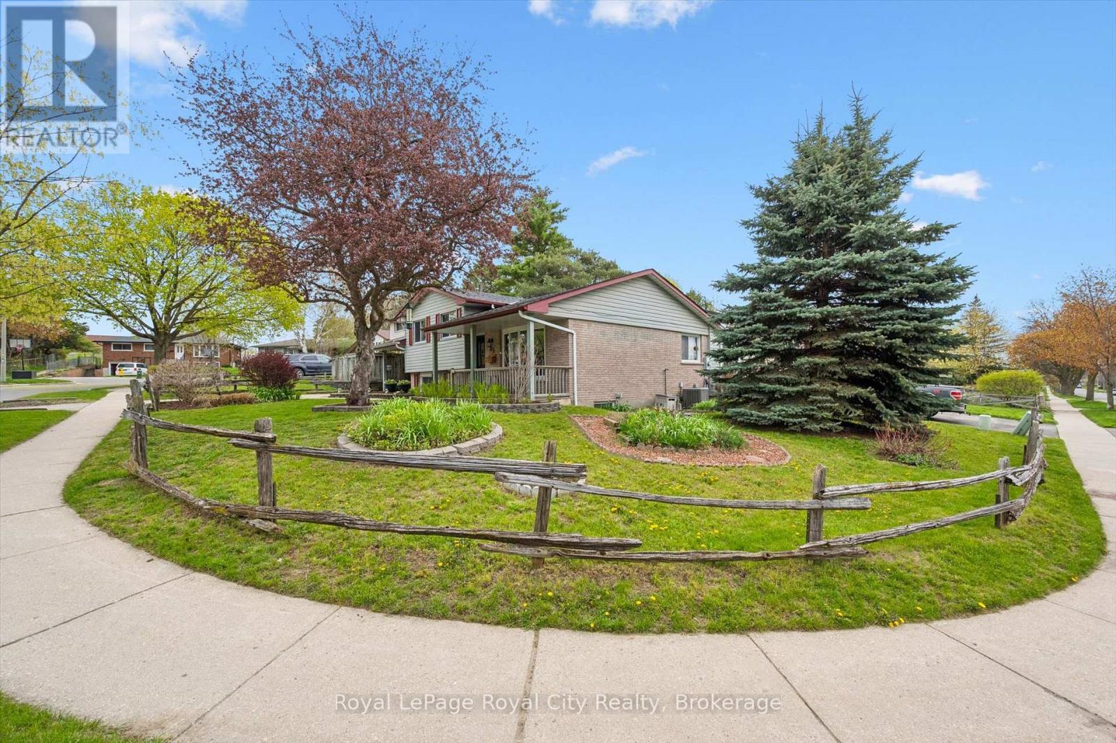 85 SLEEMAN AVENUE