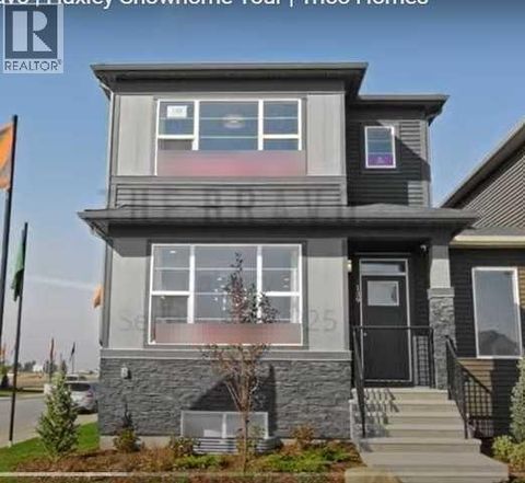 169 Huxland Close Calgary AB T1X0L4