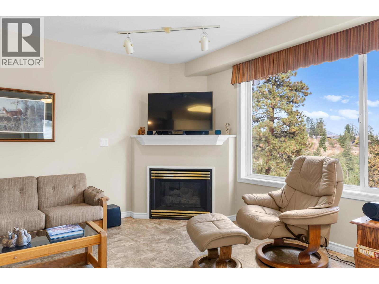 3849 Glen Canyon Drive