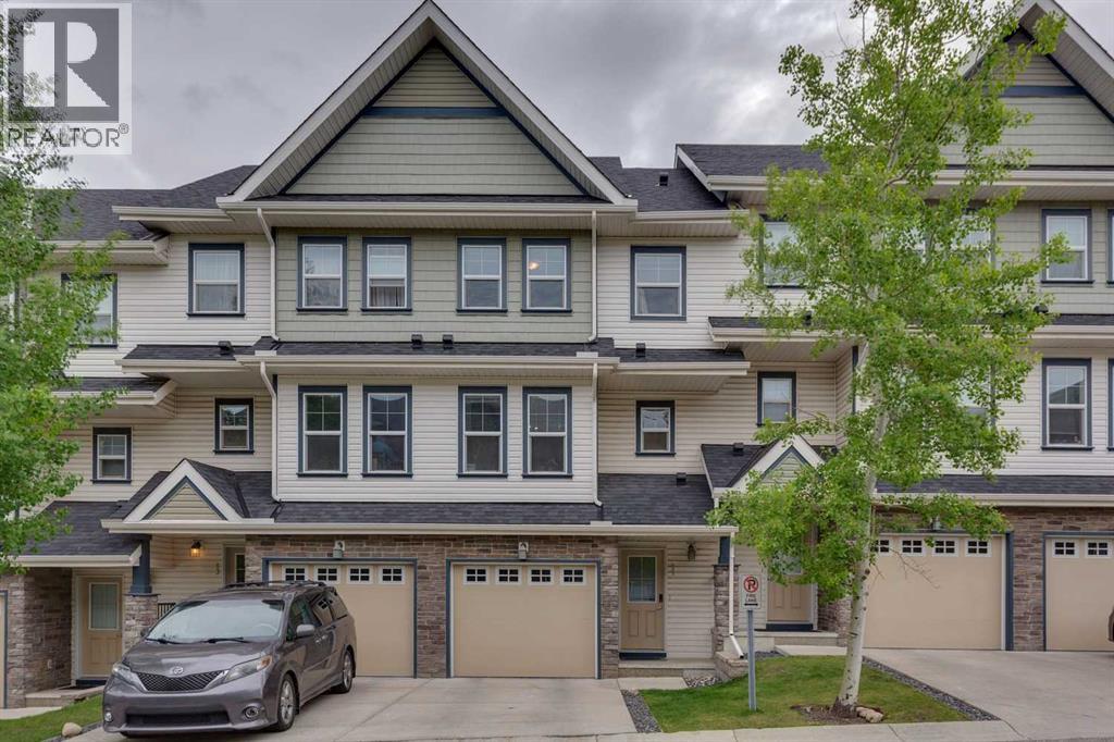 55 Panatella Road NW