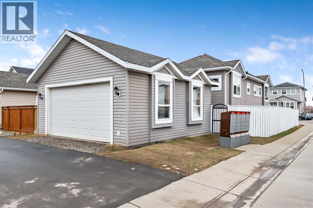 14 Sunrise Crescent NE