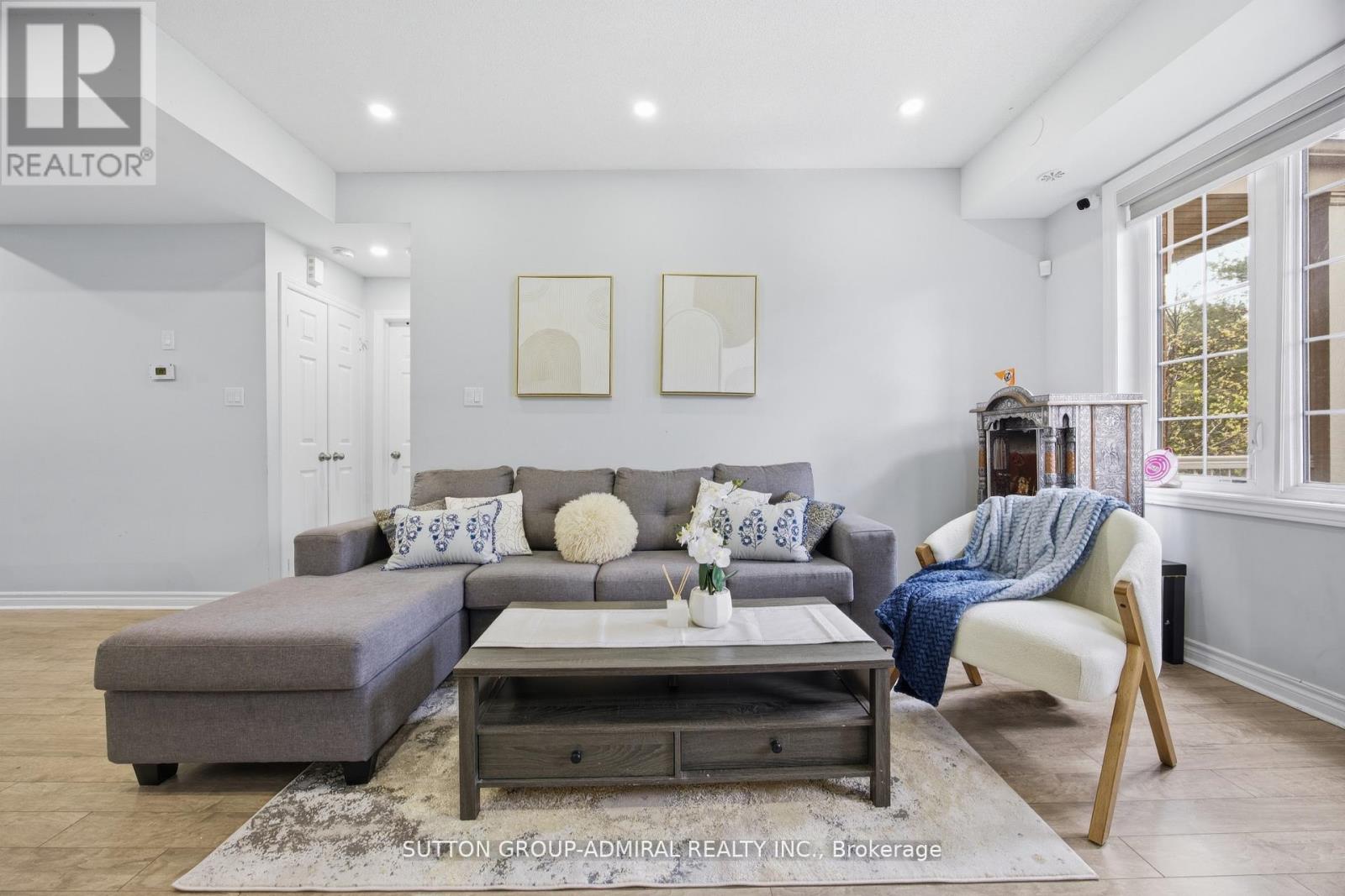 56 - 180 HOWDEN BOULEVARD