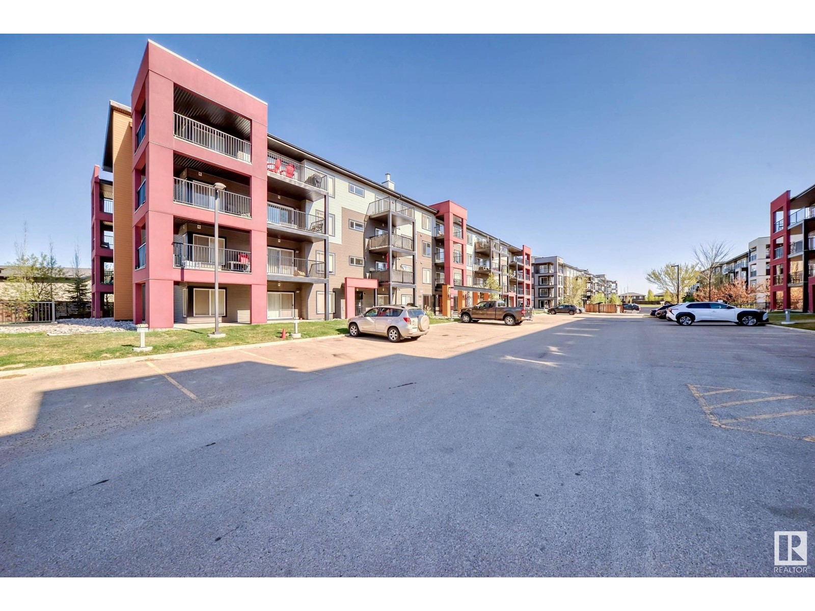 #245 348 WINDERMERE RD NW