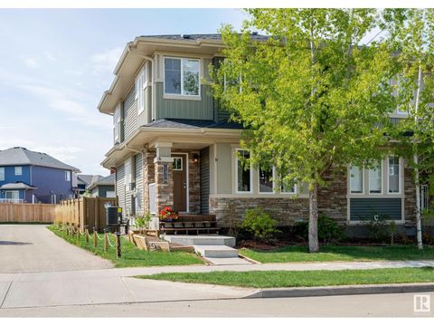 1354 WATT DR SW Edmonton AB T6X1A3