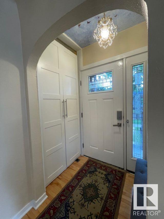12338 91 ST NW