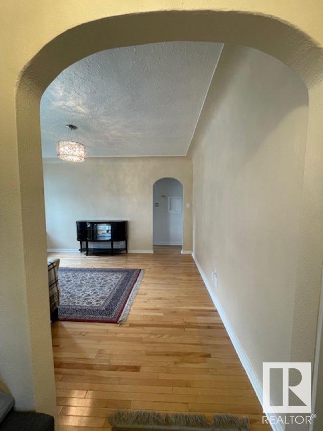 12338 91 ST NW