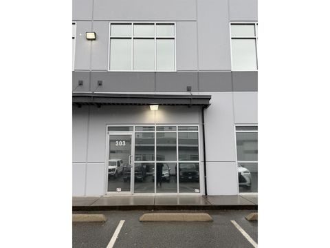 303 19055 54 AVENUE Surrey BC V3S4R1