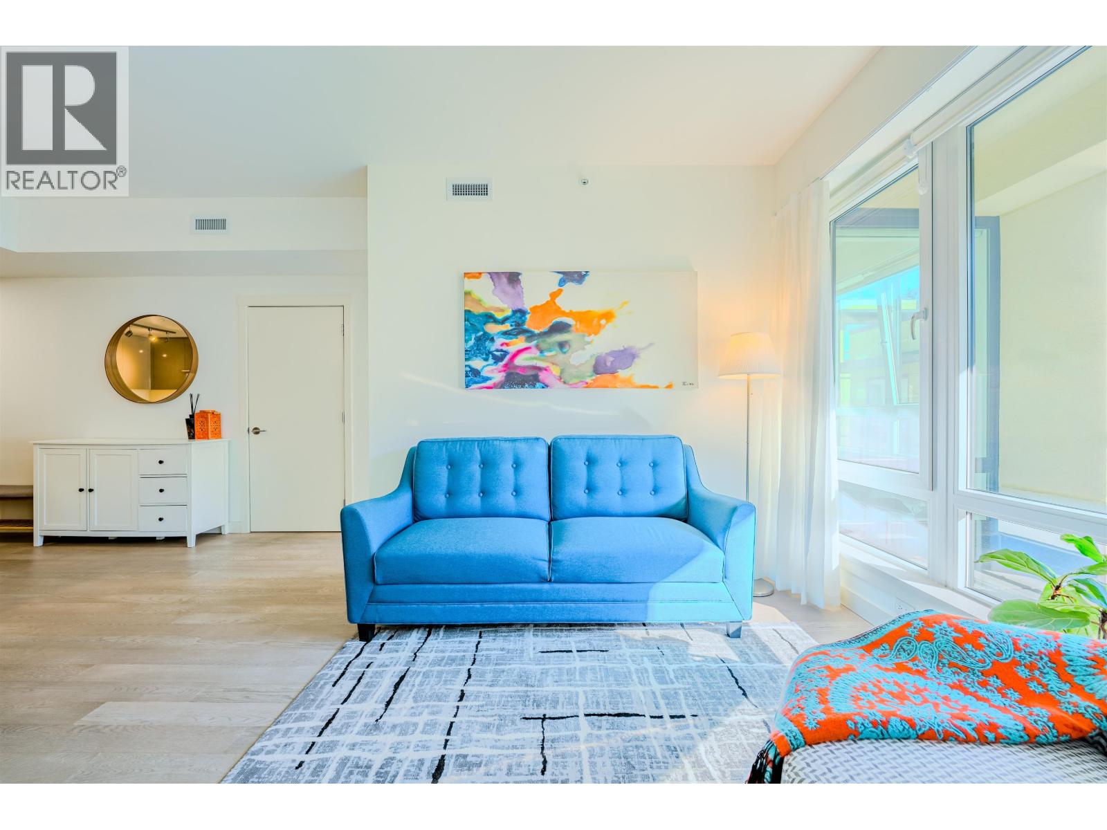 208 4408 CAMBIE STREET