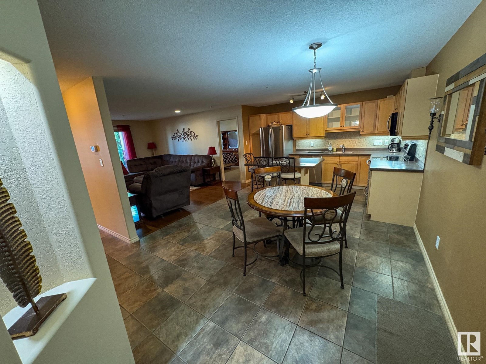 #124 78A MCKENNEY AV