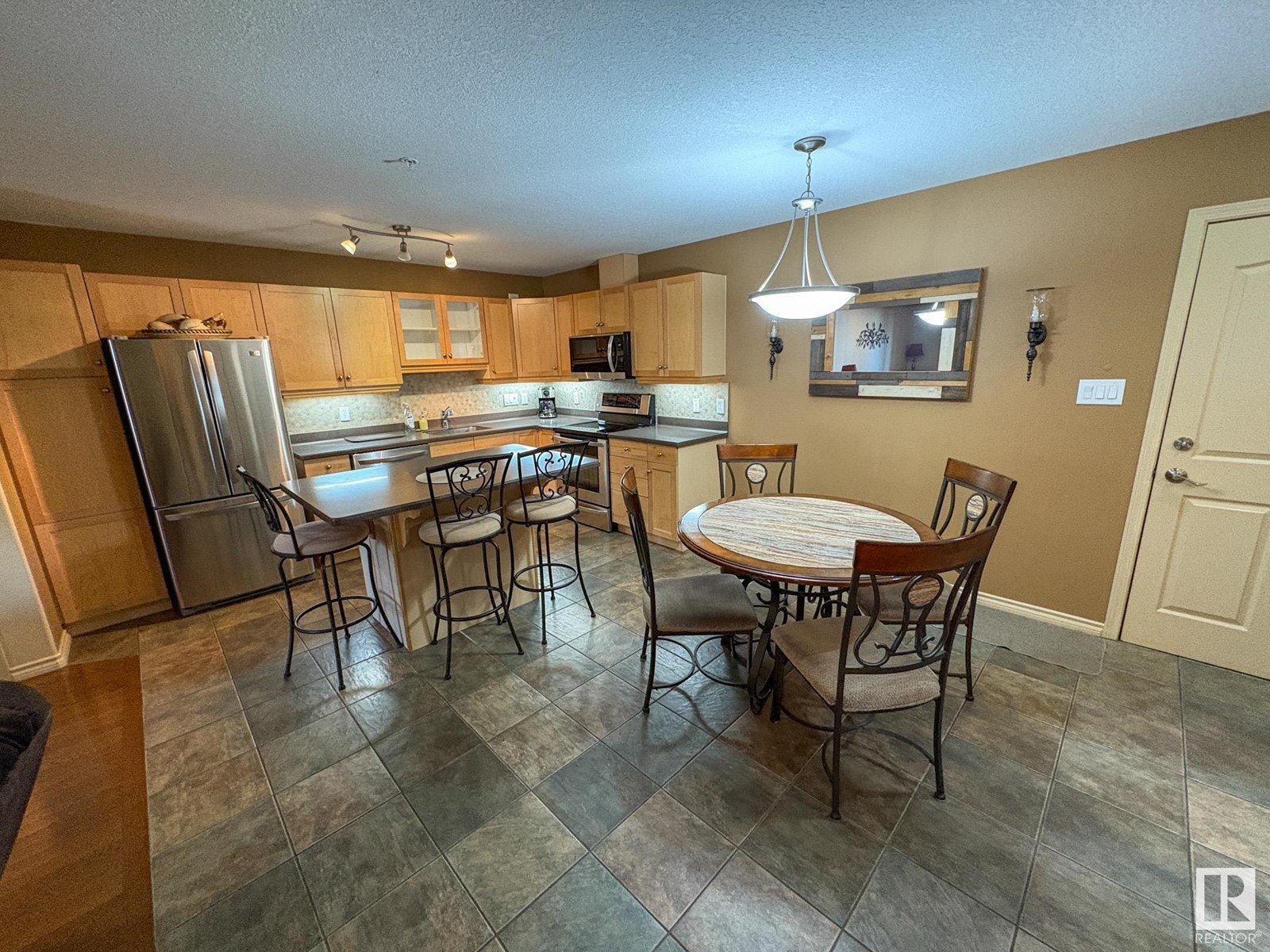 #124 78A MCKENNEY AV