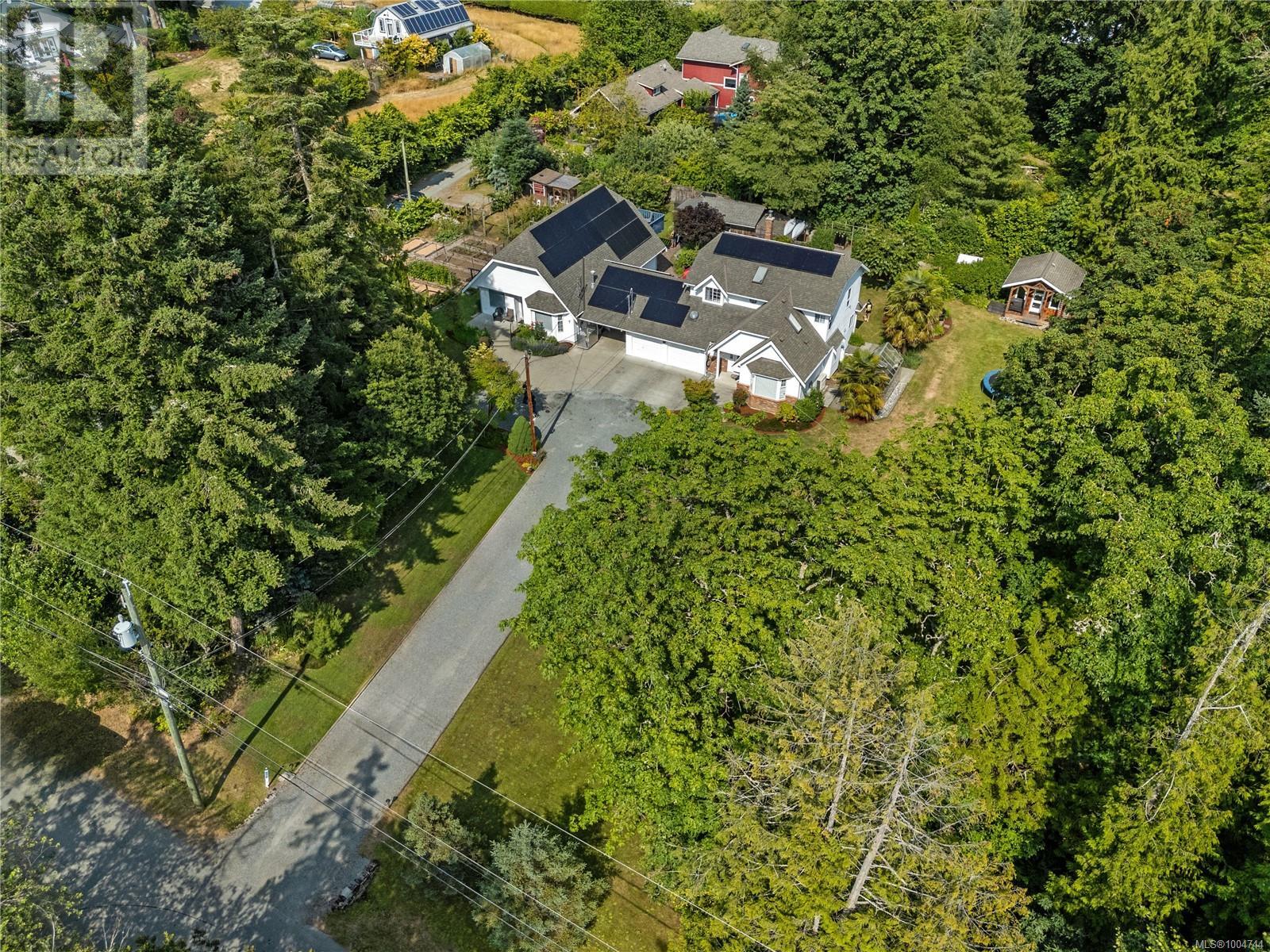 7483 Tomlinson Rd