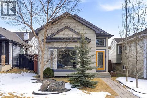 28 Covington Close NE Calgary AB T3K4M2