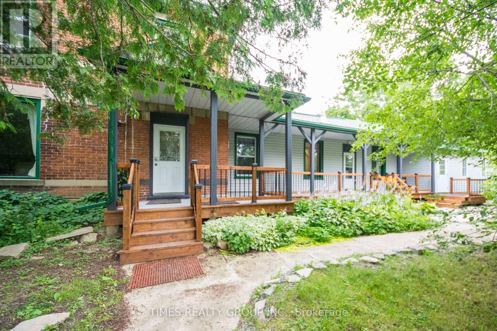 Photo 1 of 30 — 10 - 12 MURNEY STREET, Belleville (Belleville Ward), ON K8P3N6