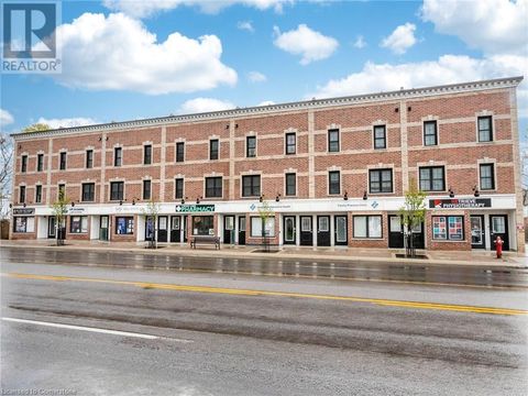 760 LAKESHORE Road E Unit# 206 Mississauga ON L5E1C7