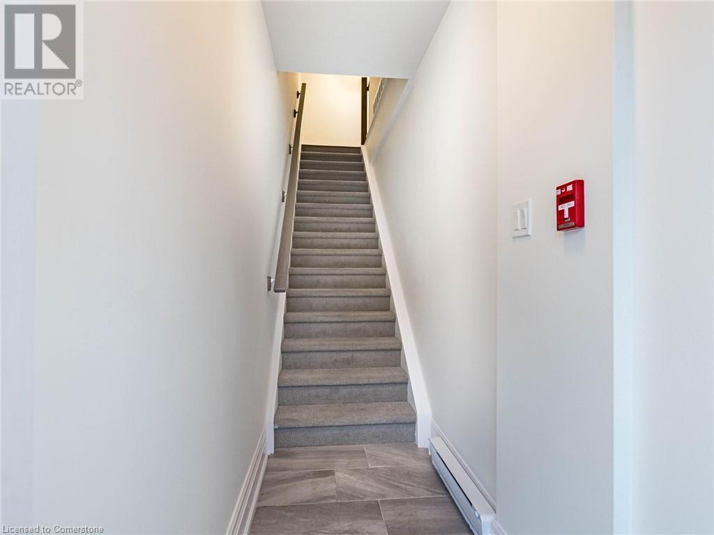 760 LAKESHORE Road E Unit# 206