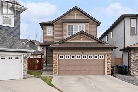 128 Evansridge Circle NW Calgary AB T3P0J1