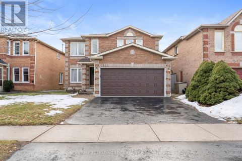 1611 SEGUIN SQUARE Pickering (Amberlea) ON L1V6T4