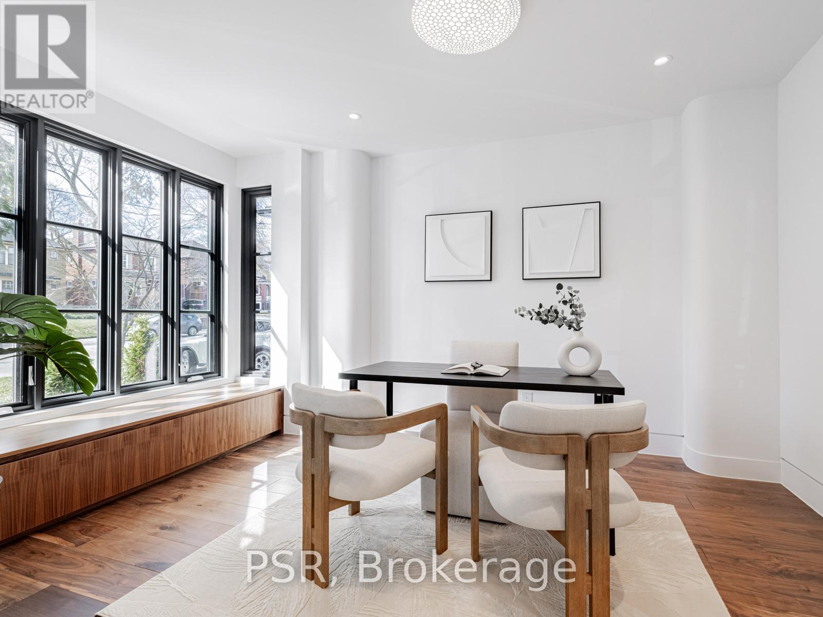 86 CHUDLEIGH AVENUE