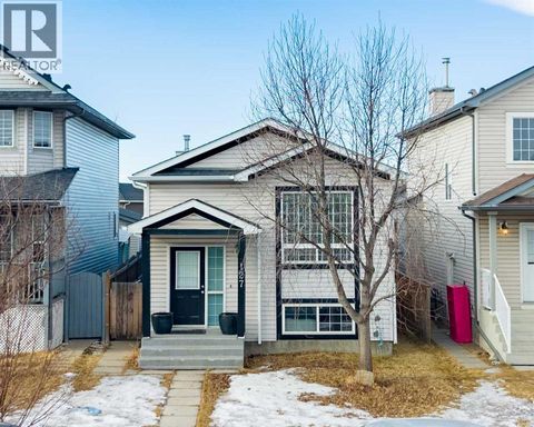 127 Tarawood Road NE Calgary AB T3J5B4