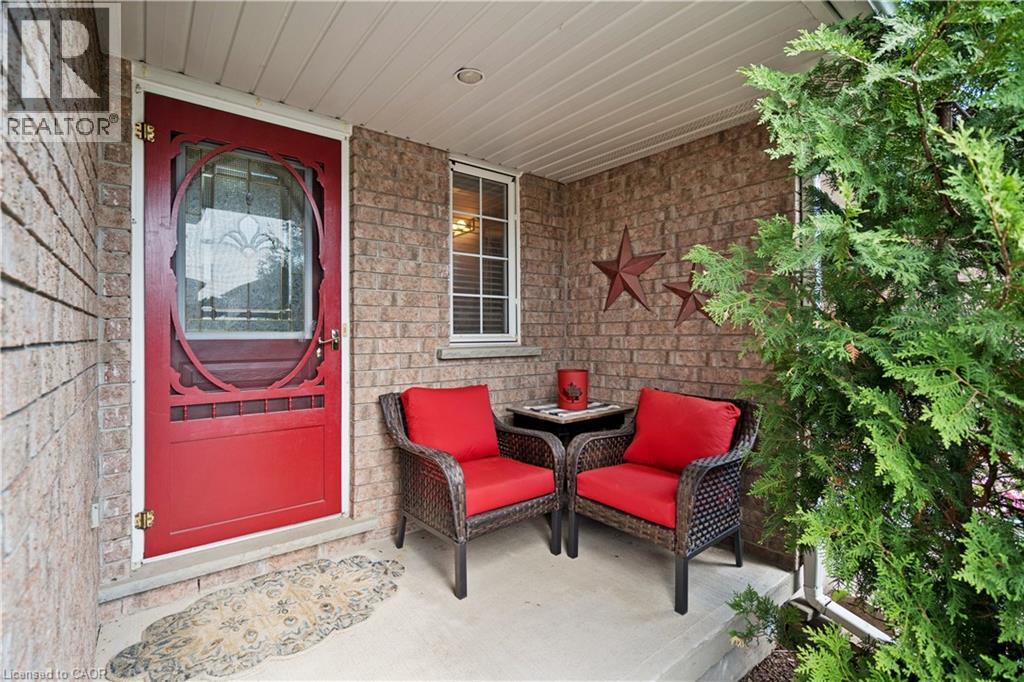 22 SANDCREEK Lane