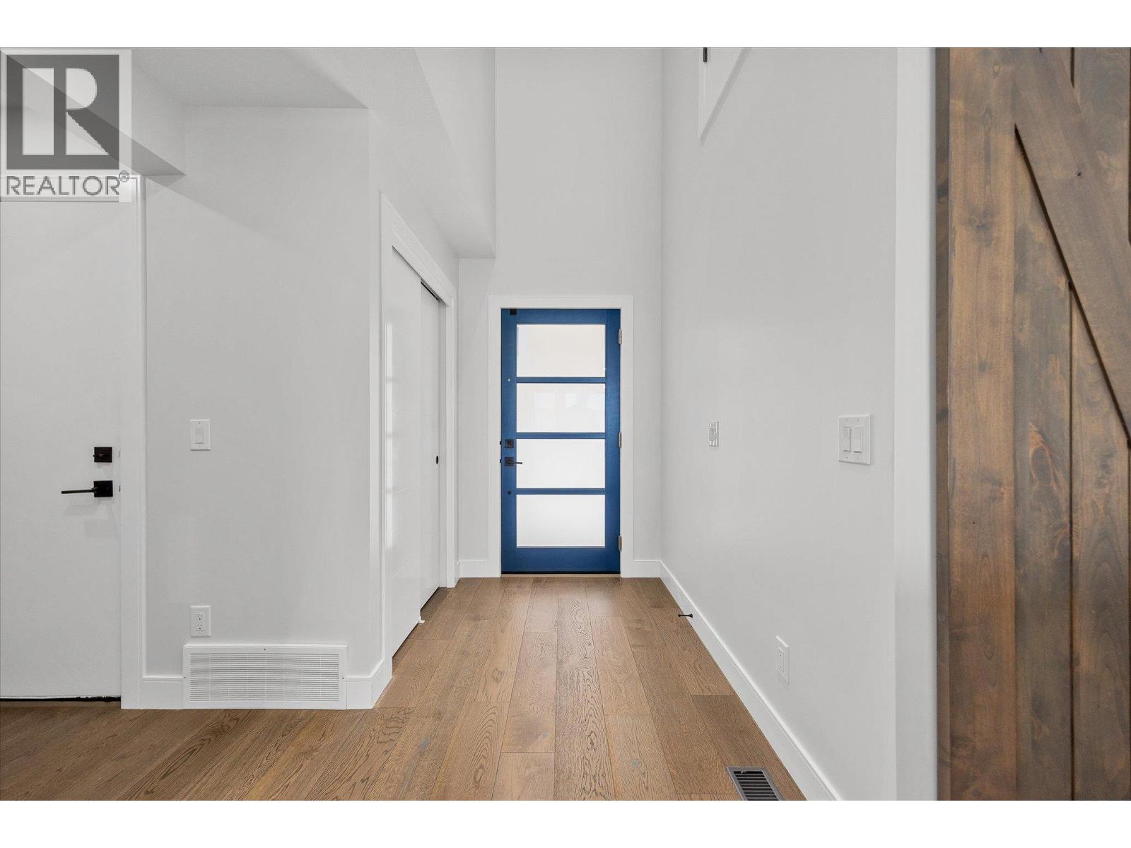 1860 Blue Bunch Court