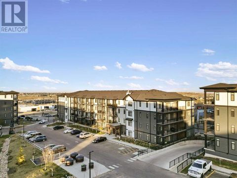 309, 20 Sage Hill Walk NW Calgary AB T3R1Z5