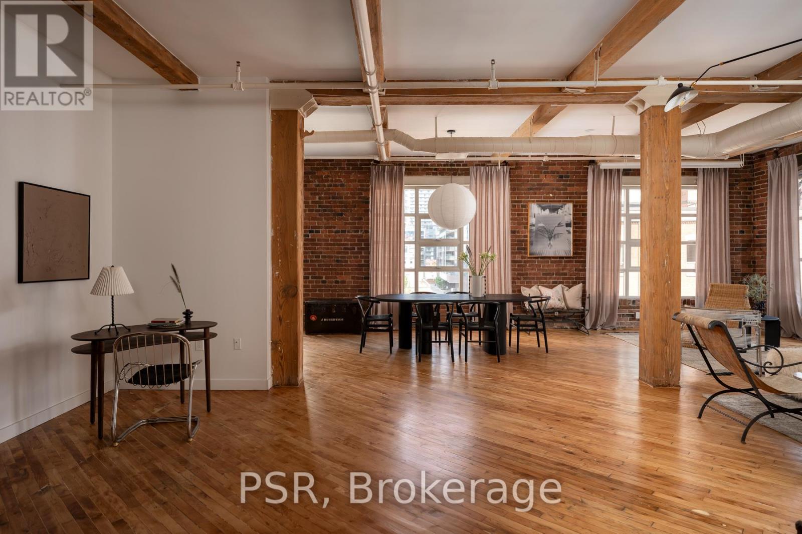 407 - 90 SHERBOURNE STREET