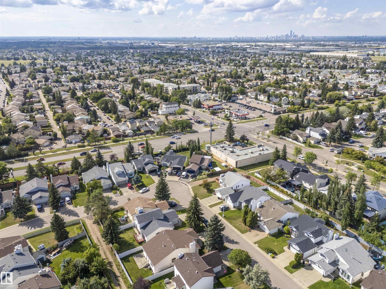 3308 42A AV NW