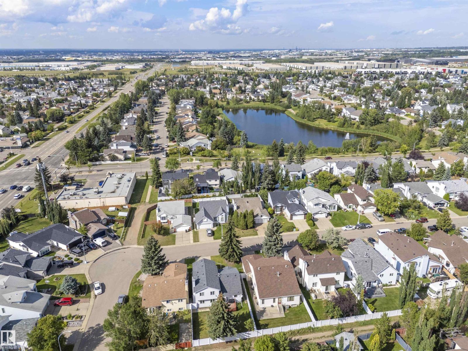 3308 42A AV NW