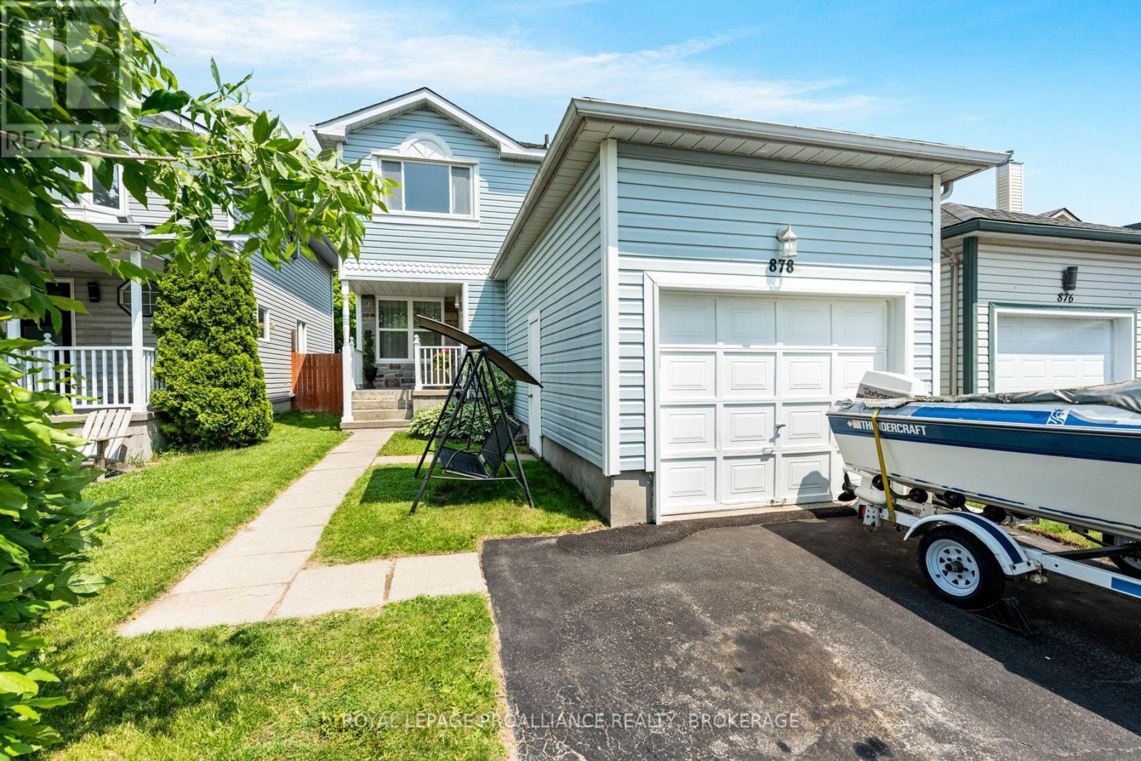 878 WALKER COURT