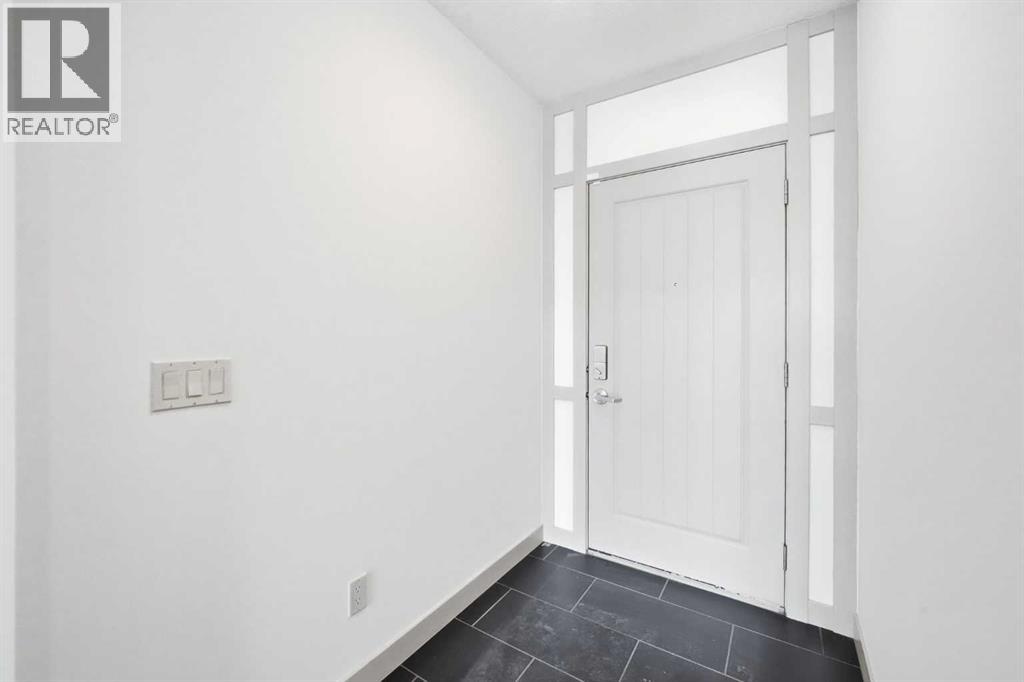 428 Aspen Glen Place SW