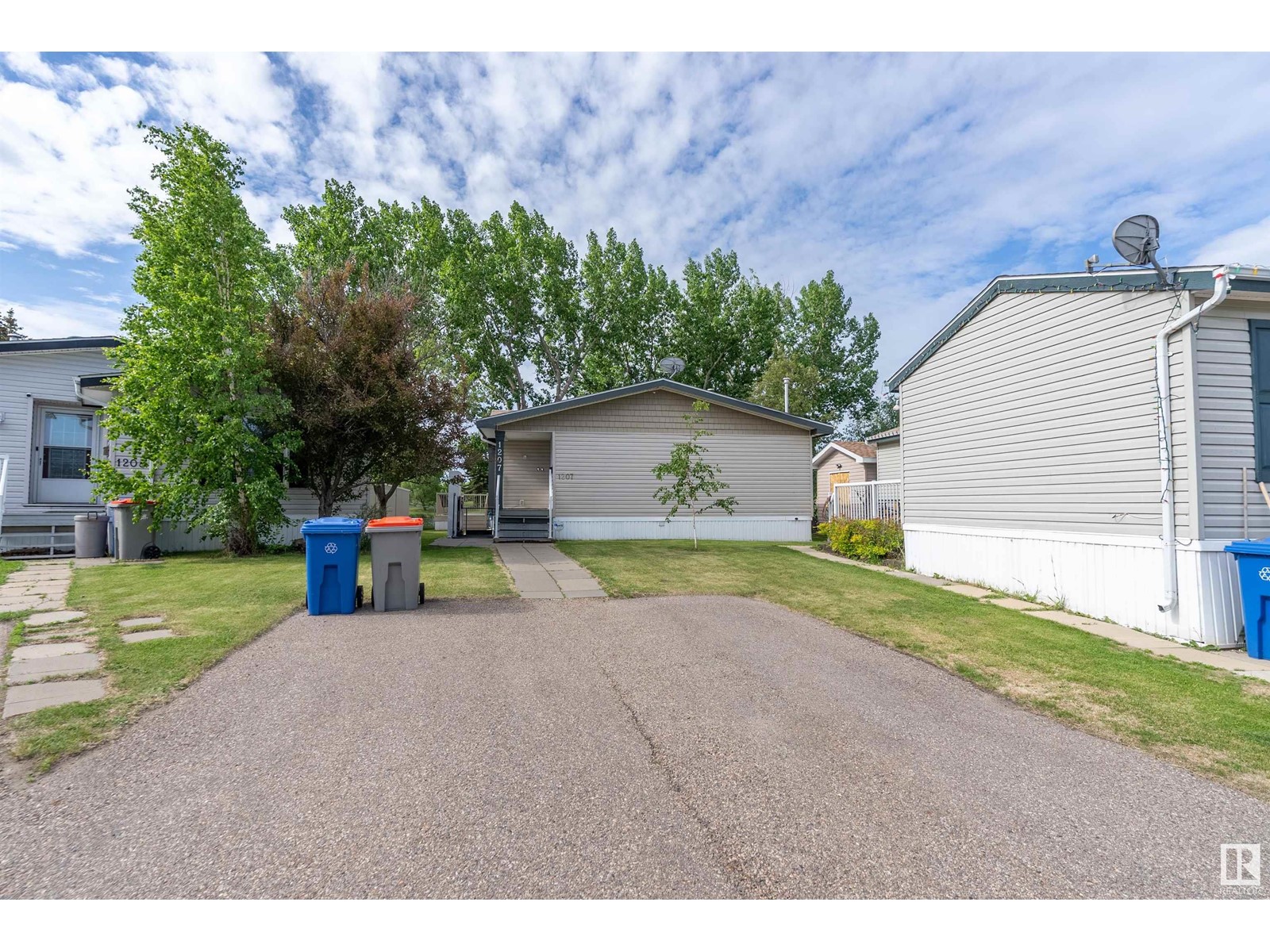 #1207 53222 RGE RD 275