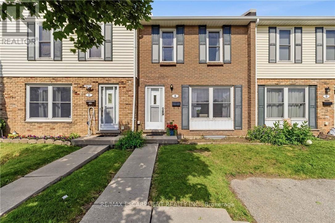 8 - 596 GREY STREET