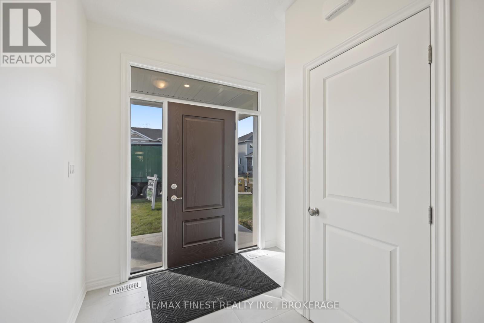 198 HERITAGE PARK DRIVE