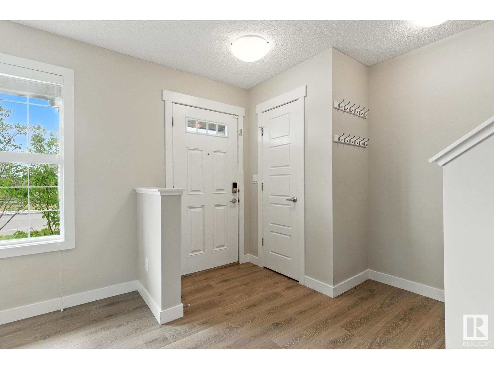 368 CRYSTALLINA NERA DR NW