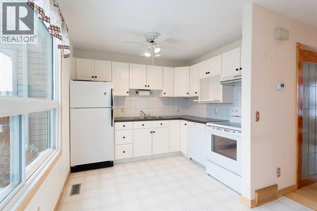 69, 4360 58 Street NE