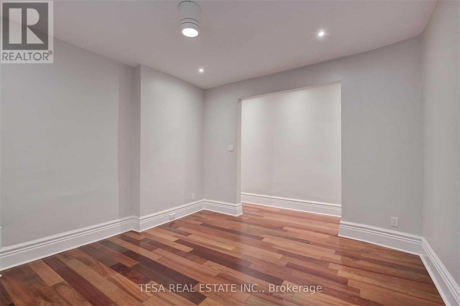 2ND FLOOR - 648 BATHURST STREET