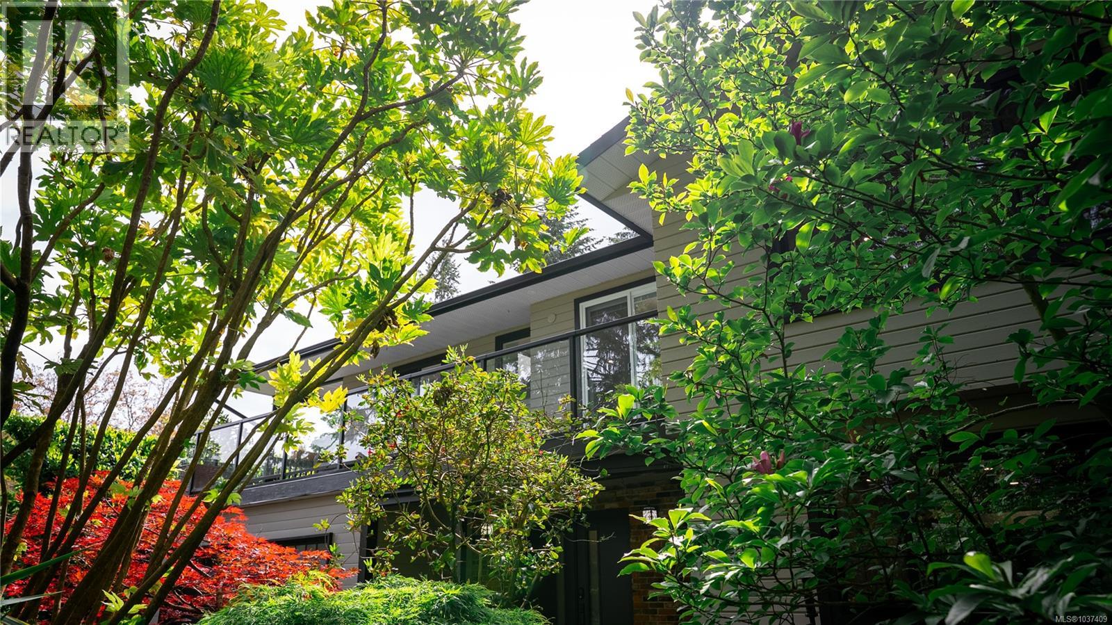 6258 Robin Way
