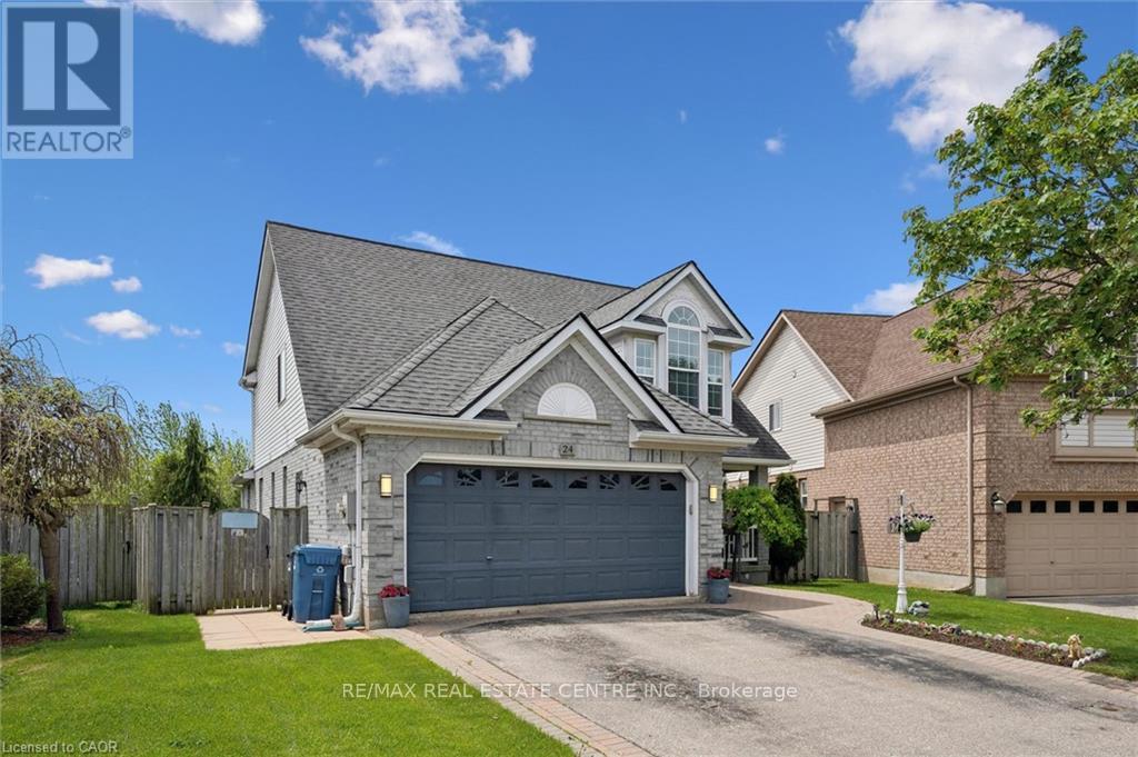 24 BUCKTHORN CRESCENT