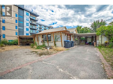 425 Leathead Road Kelowna BC V1X2J3