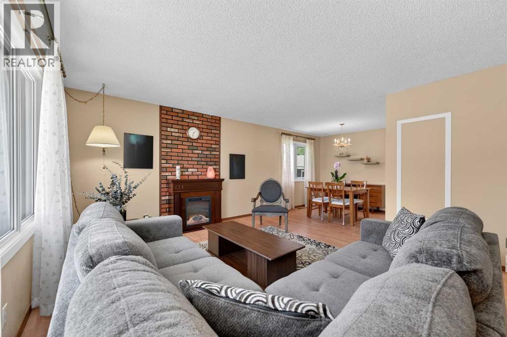3139 Oakwood Drive SW