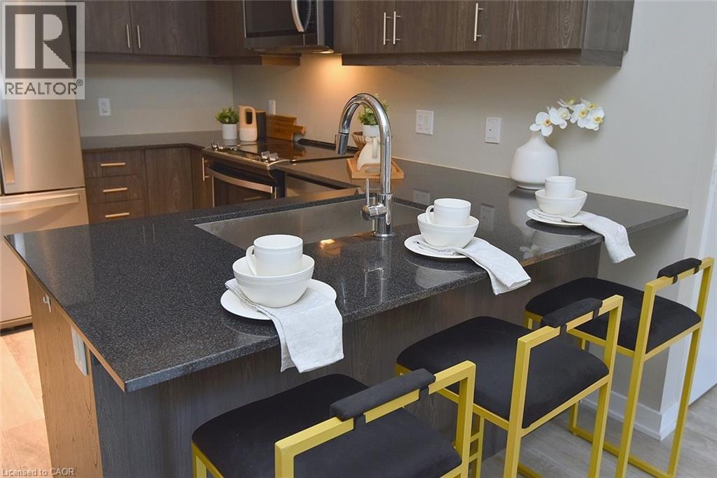 16 MARKLE Crescent Unit# 111