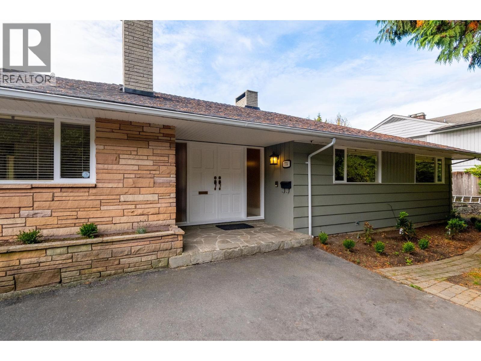 775 SOUTHBOROUGH DRIVE