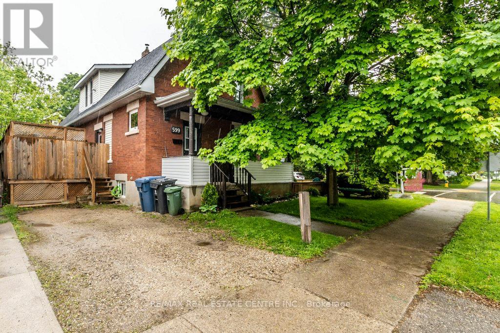 599 WOOLWICH STREET