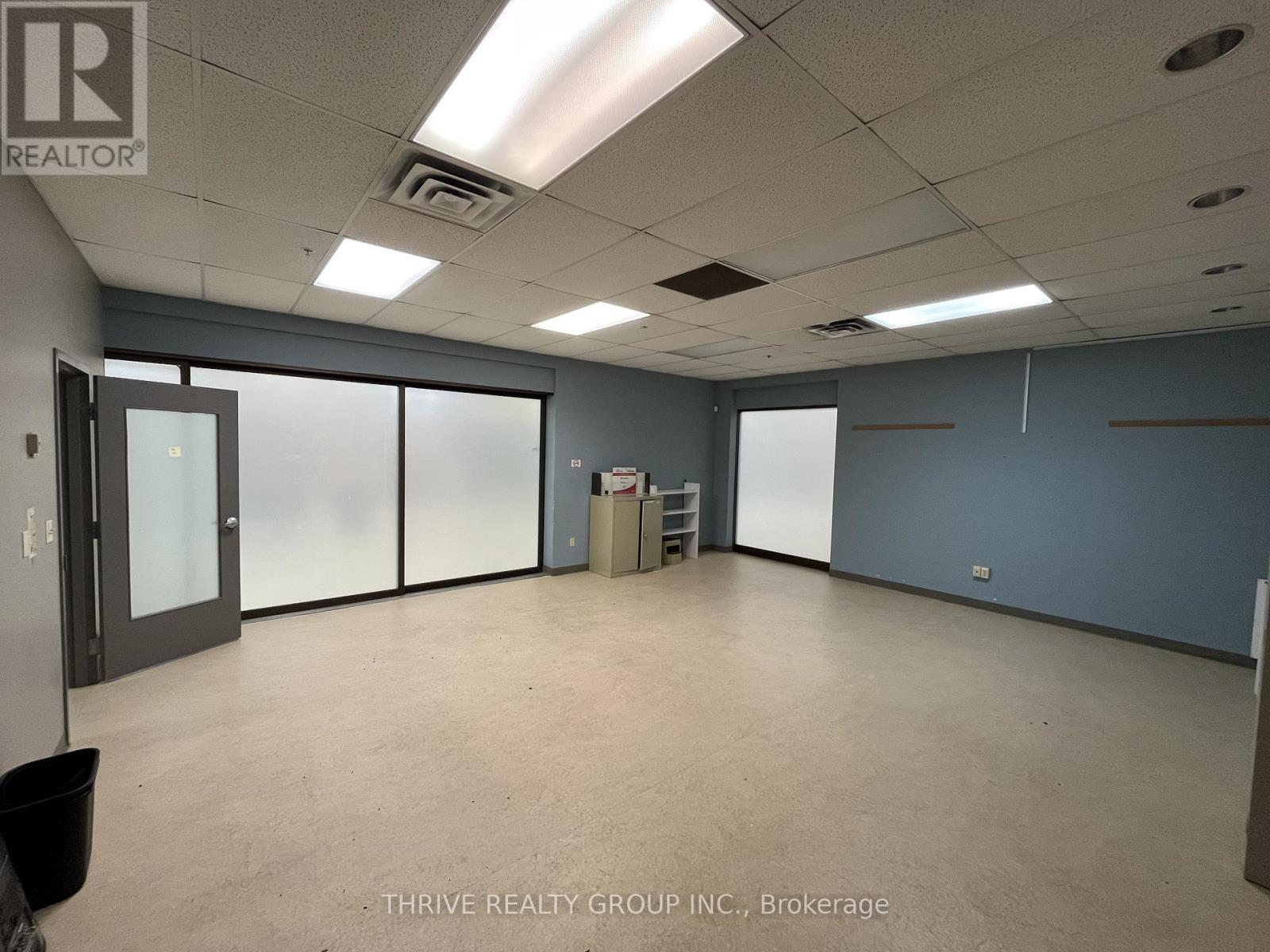 18A - 51 FRONT STREET E