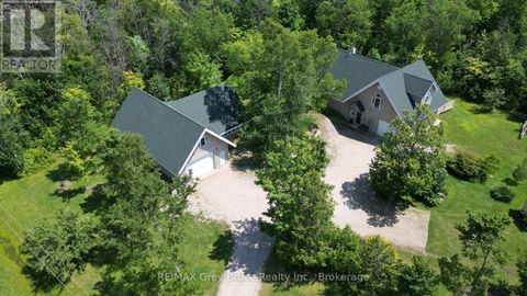 20 MAPLE DRIVE Northern Bruce Peninsula ON N0H1Z0