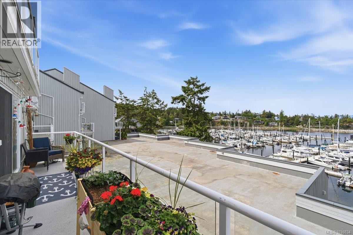 405 3555 Outrigger Rd