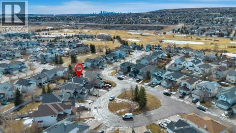 52 Country Hills Green NW Calgary AB T3K4Y4